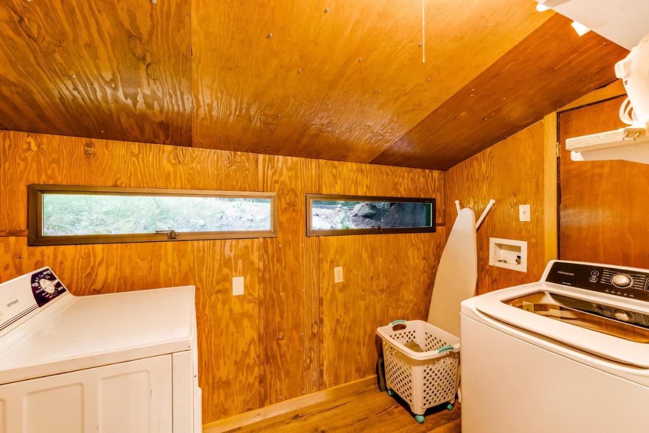 Tall Cedars Cabin By The Water Eastsound Екстериор снимка